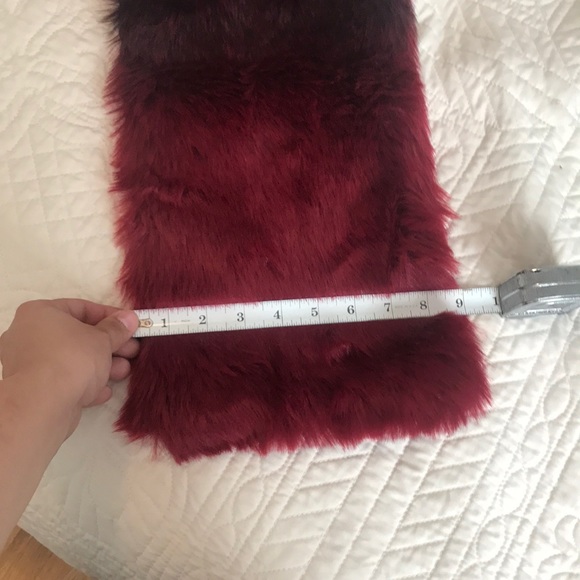 Ombré Inc faux fur scarf - Picture 4 of 5